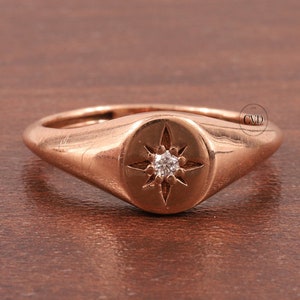 18k Gold Signet Ring,  North Star Ring, Signet Pinky Ring, Round Star Signet Ring, Dainty Gold Ring, Statement Ring, Pinky Ring For Women
