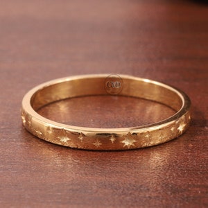 14k Gold Star Wedding Band, Solid Gold Minimalist Wedding Ring, Women Dainty Anniversary Band, Unique Celestial Matching Band, Handmade