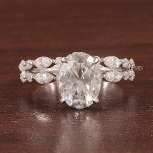 Oval Diamond Bridal Set, 2.0CTW Oval Shape Lab Grown Diamond Wedding Set, Oval Ring with Marquise Matching Stackable Band, Oval Wedding Ring