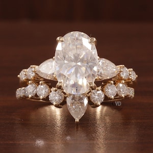 Oval Verlobungsring Set, Gelbgold Moissanite Ehering Vintage Einzigartige ovale Perlsteinringset, gebogene Diamant Hochzeit Brautschmuck