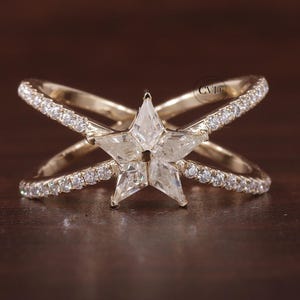 Kite-shaped Diamond Ring, 14K White Gold star ring, Floral Star Engagement Wedding Ring , Split Shank anniversary Promise Ring Gift For Her