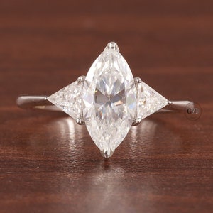 1.5 carat F/VS1 IGI Certified Marquise Cut Three Stone Lab Diamond Engagement Ring , Side Triangle Diamonds, 18k Gold Ring, 3 Stone Ring