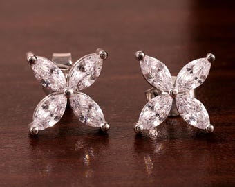 マーキススタッドピアス / マーキスカットダイヤモンドピアス / ミニマ