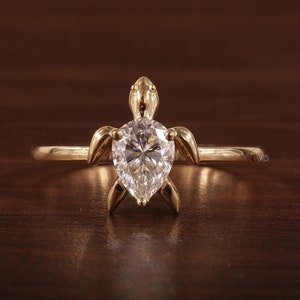 Turtle Engagement Ring, Pear Lab Grown Diamond Ring Yellow Gold Turtle Engagement Ring 14k Turtle Ring Gold, Pear Diamond Turtle Ring