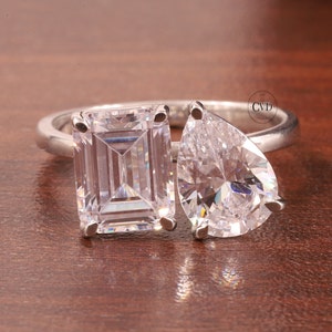 Toi Et Moi Double Stone Lab Grown Diamond Engagement Ring/ Wedding Ring/ Emerald Cut Ring Pear Ring 2 Stone Mothers Ring Gift for her