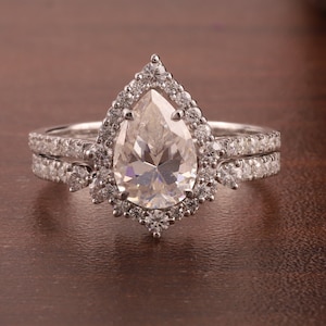 2.50 CT Pear Cut Moissanite /Simulant Diamond Ring With Unique Halo And Matching Round Moissanite Diamond Band Wedding Set Bridal Ring Set