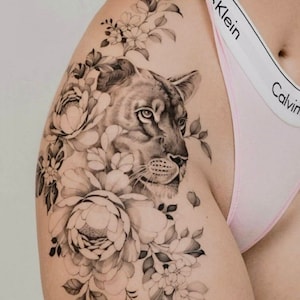 Löwin Tattoo Design für Frau | Schablonenschablone | Tattoo Blitz | Sofortiger Download PNG