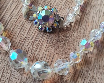 Collier planète en cristal argenté