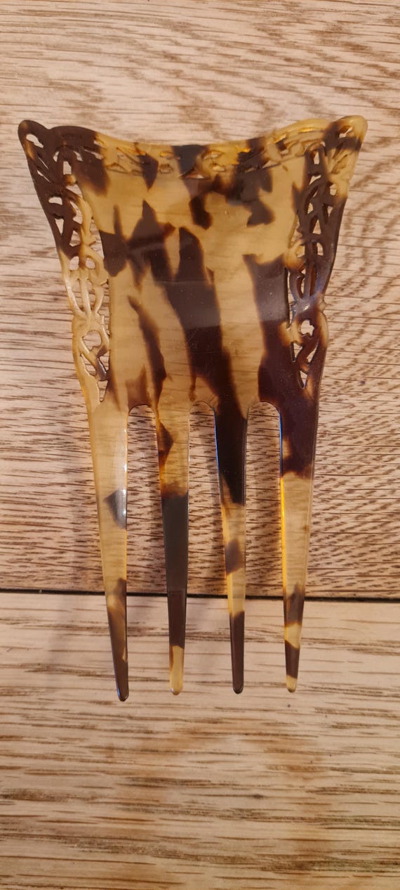Large Vintage Tortoiseshell Plastic Haircomb Spanish Style  display picture 1