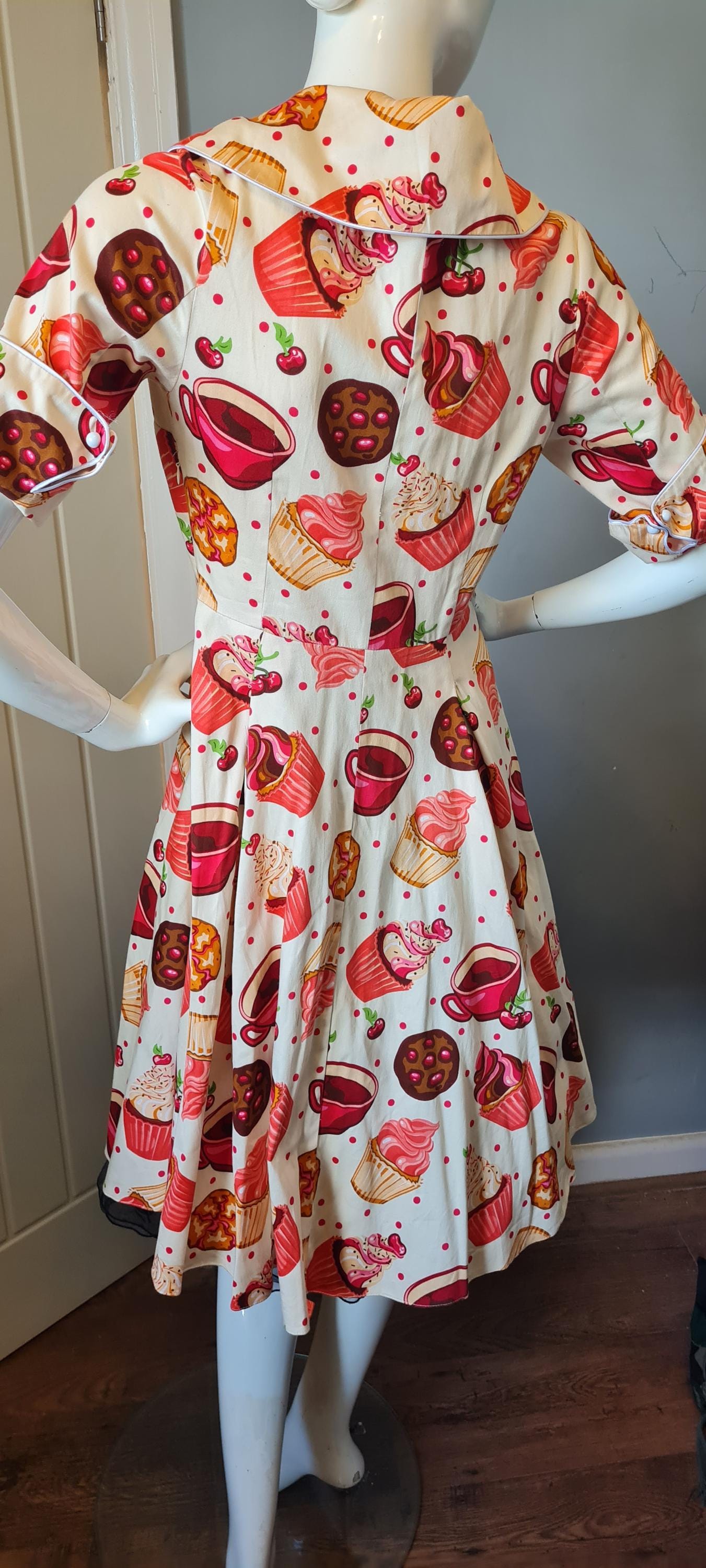chinese dress ladies Unique Vintage Pink & Red Glitter Heart Tulle Cupcake Swing Dress main image 1