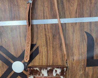 Handmade Leather Shoulder Bag: Elegant Full-Grain Handbag