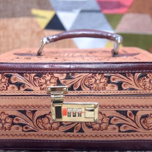Western Travel Jewelry Case, Western Jewelry Box, Leather Jewelry Case, Western Storage, Western Decor, Womens Tooled Leather Jewelry Case