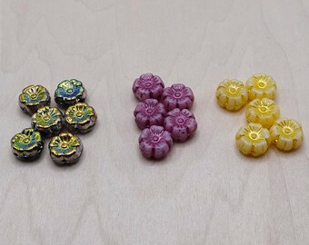 Czech Beads Mix, 16 Perlen,  Flower, Perlen Mix  #2378