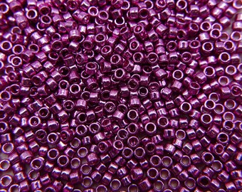 280 EUR/kg, Rocailles, 10 g, Glass Seed Beads, 10/0 (2.2-2.4 mm), Hot Pink Metallic #2274