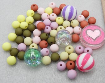 69 Perlen, Acrylperlen, Herz, 8 mm, 16 mm, Perlenmix #129