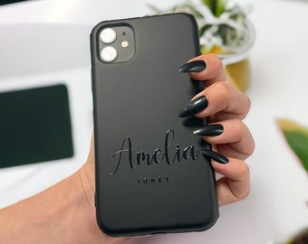 Op maat gemaakte iPhone-hoesje met naam in reliëf: zwarte siliconen gepersonaliseerde telefoonhoes