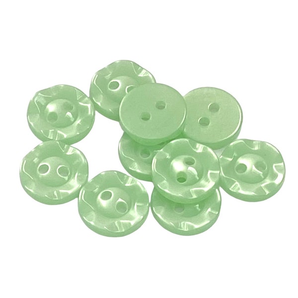 Pack of 10 Pearlised Mint Green Flower Buttons 14mm - 1.4cm diameter