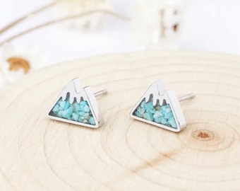 Turquoise Howlite Mountain Stud Earrings 2Pcs Per Pack