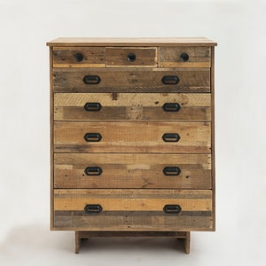 Reclaimed Wood 8-Drawer Dresser (38")