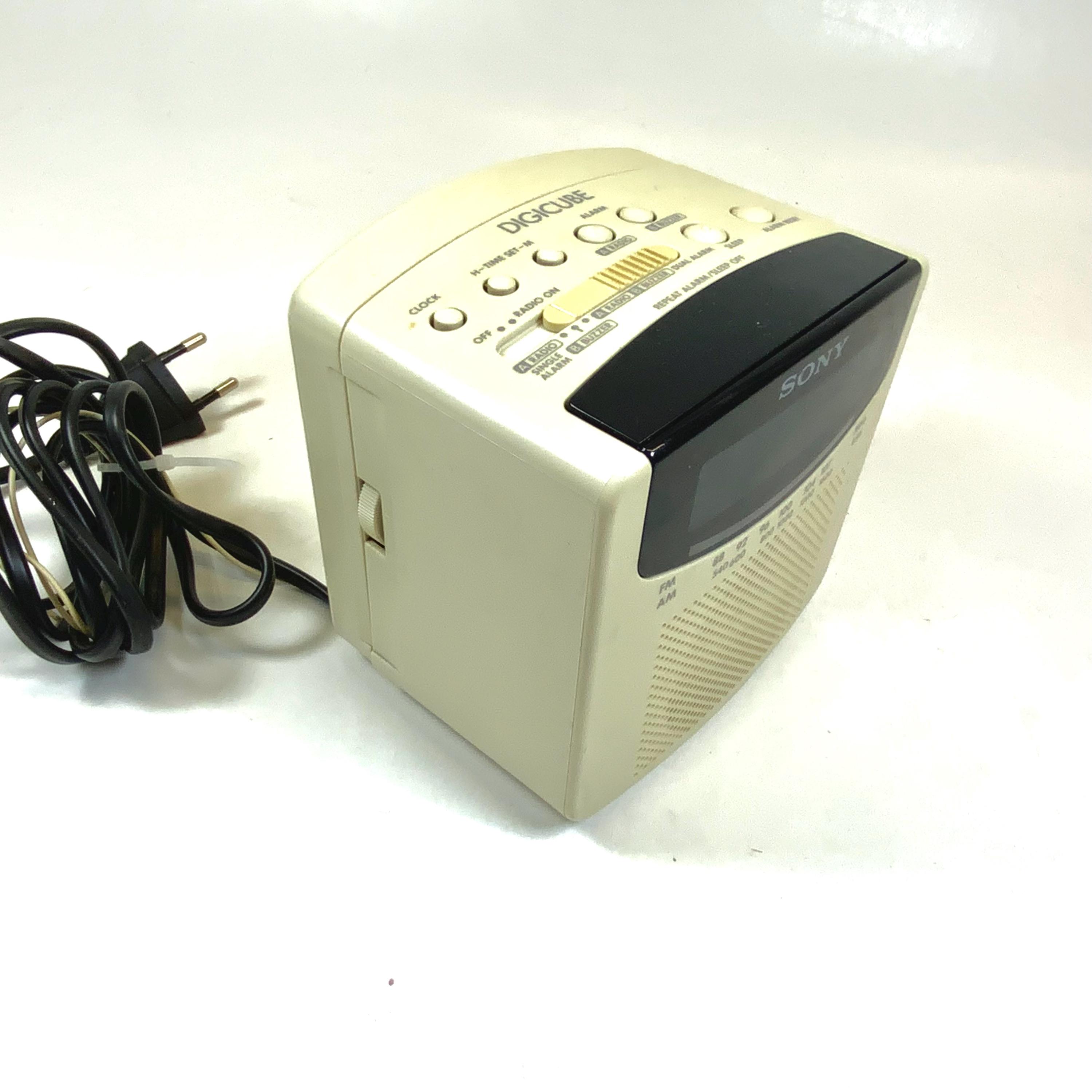 Sony ICF-C102 | Alarm Clock Radio | Digicube off White | Dream Machine ...