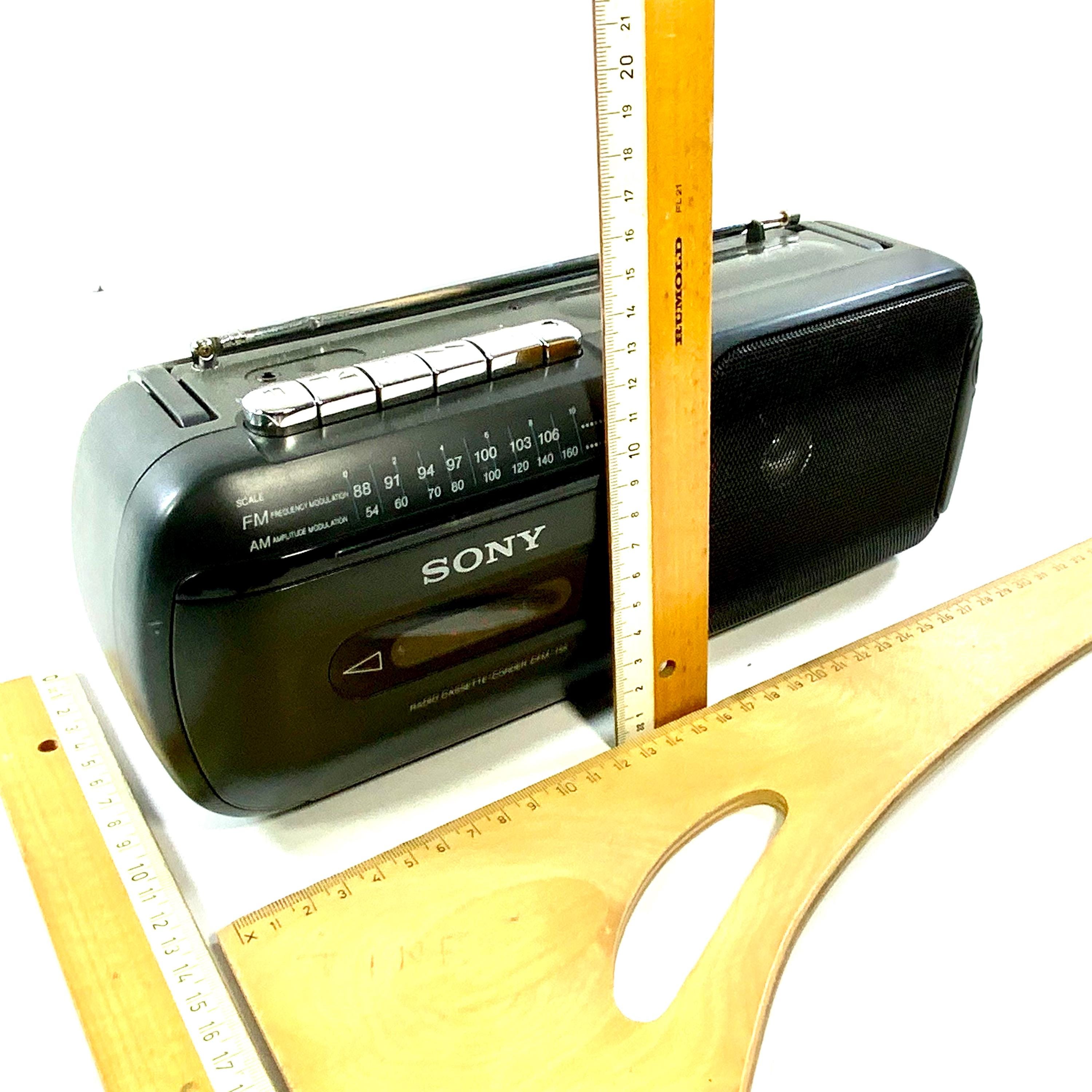 SONY ソニー CFM-800 FM/AM CASETTE-CORDER Vintage Sony CFM-800 FM/AM Cassette-Corder Radio W/Original