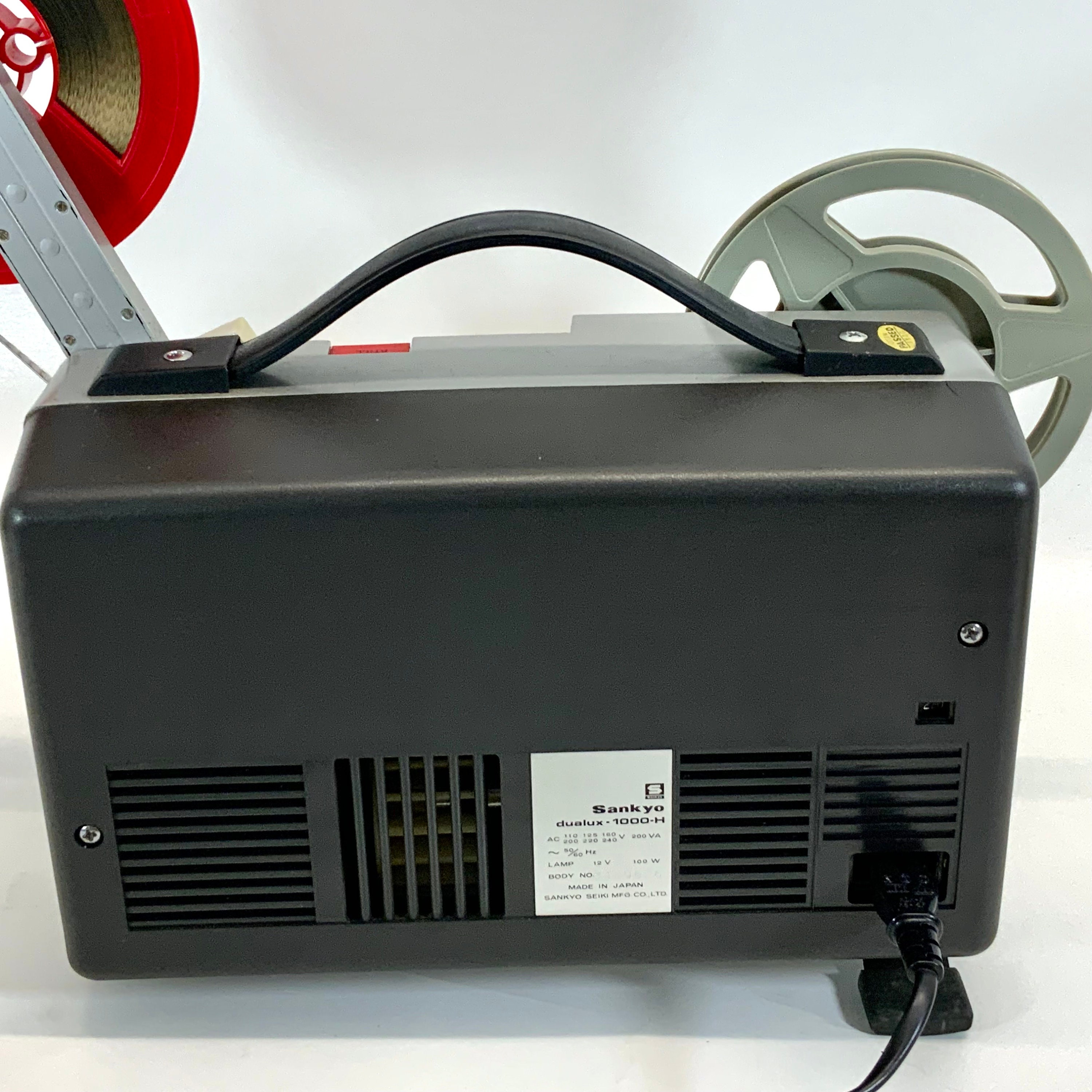 Sankyo Dualux 1000-H 8mm Film Projector | Photo / Film & Video