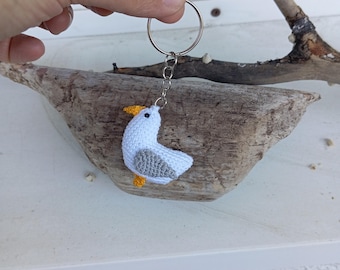 Crochet Seagull Keychain: Cotton Bag Charm, Beach Accessory
