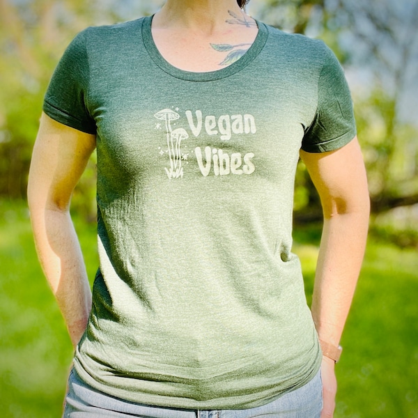 Upcycled Vegan Vibes Vintage Style Green Gildan American Apparel Tee Shirt Mushrooms Ladies Size Large