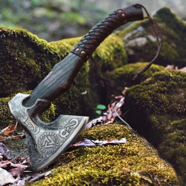 Viking forged axe - RAGNAR, Viking axe, personalised hatchet, viking hatchet, bearded axe,, Scandinavian axe