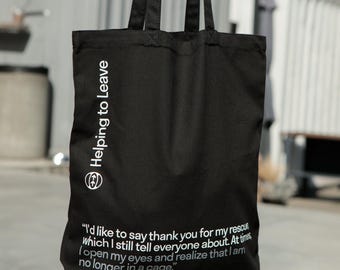 No longer in a cage Tote bag (EN)