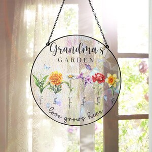 Aangepast Suncatcher Moederdagcadeau, gepersonaliseerd cadeau oma&#39;s tuin, geboortemaand bloem Stain Glass Suncatcher