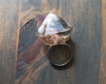 Resin ring