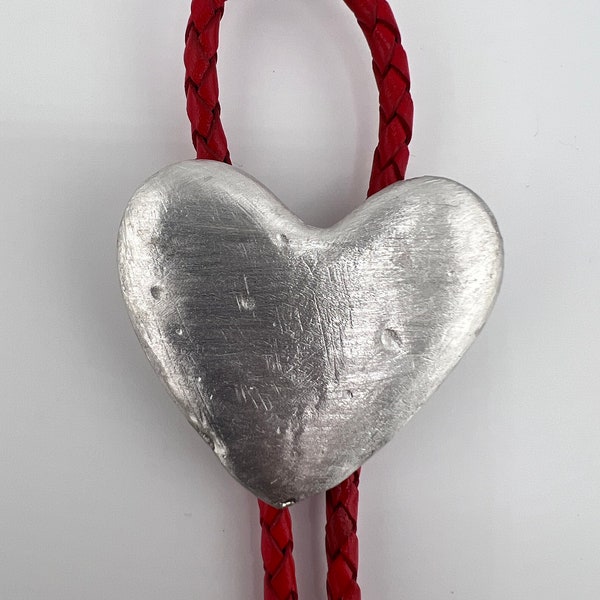 Elegant Pewter Heart Bolo Tie Necklace for Valentines, Marriage Ceremony, Anniversary Gift