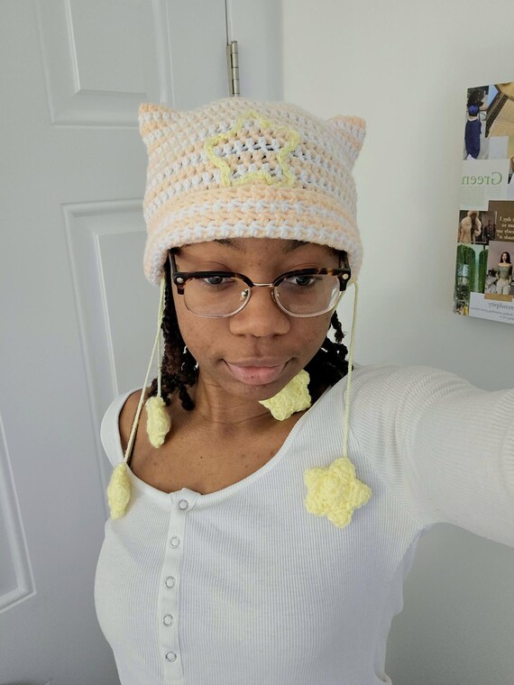 Crochet Peachy Star Cat Beanie - Etsy display picture 1