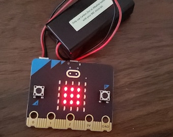 La placa Micro:bit V2.2 para codificación y programación incluye cable micro USB y soporte para batería)