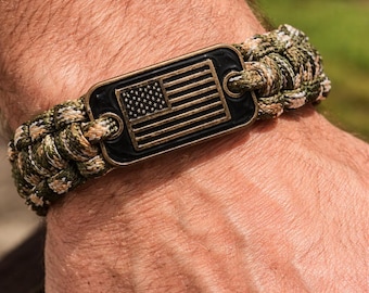 American Flag Paracord Bracelet: Camo Weave, Tactical Patriotic Jewelry