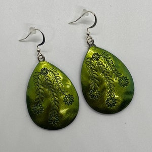 Resin Teardrop Dangle Earring