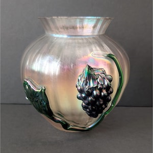 Kralik Iridescent Art Glass Vase with Applied Leaves and Grapes 6&quot; High *READ*