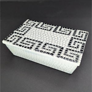 Scatola per sigarette in ceramica in stile mosaico di metà secolo, realizzata in Italia, in bianco e nero