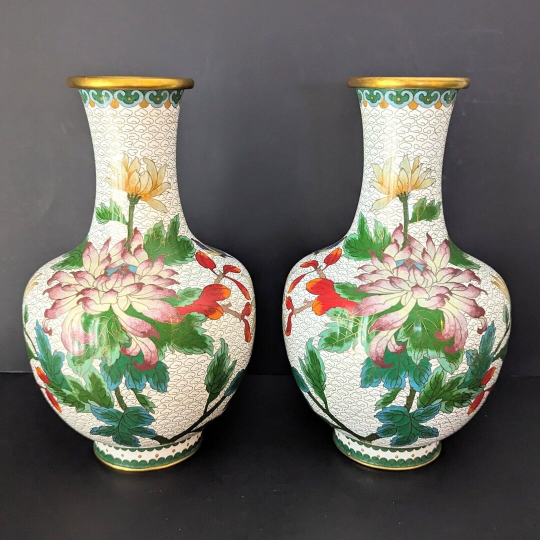 STUNNING Pair White Floral Chinese Cloisonne Vases Chinoiserie ...