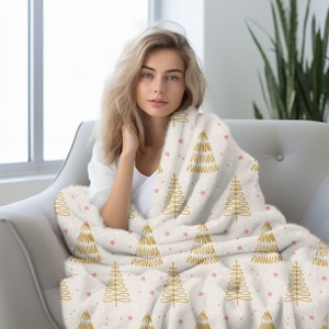 Plush Christmas Blanket: Cozy Holiday Decor, Fleece Throw