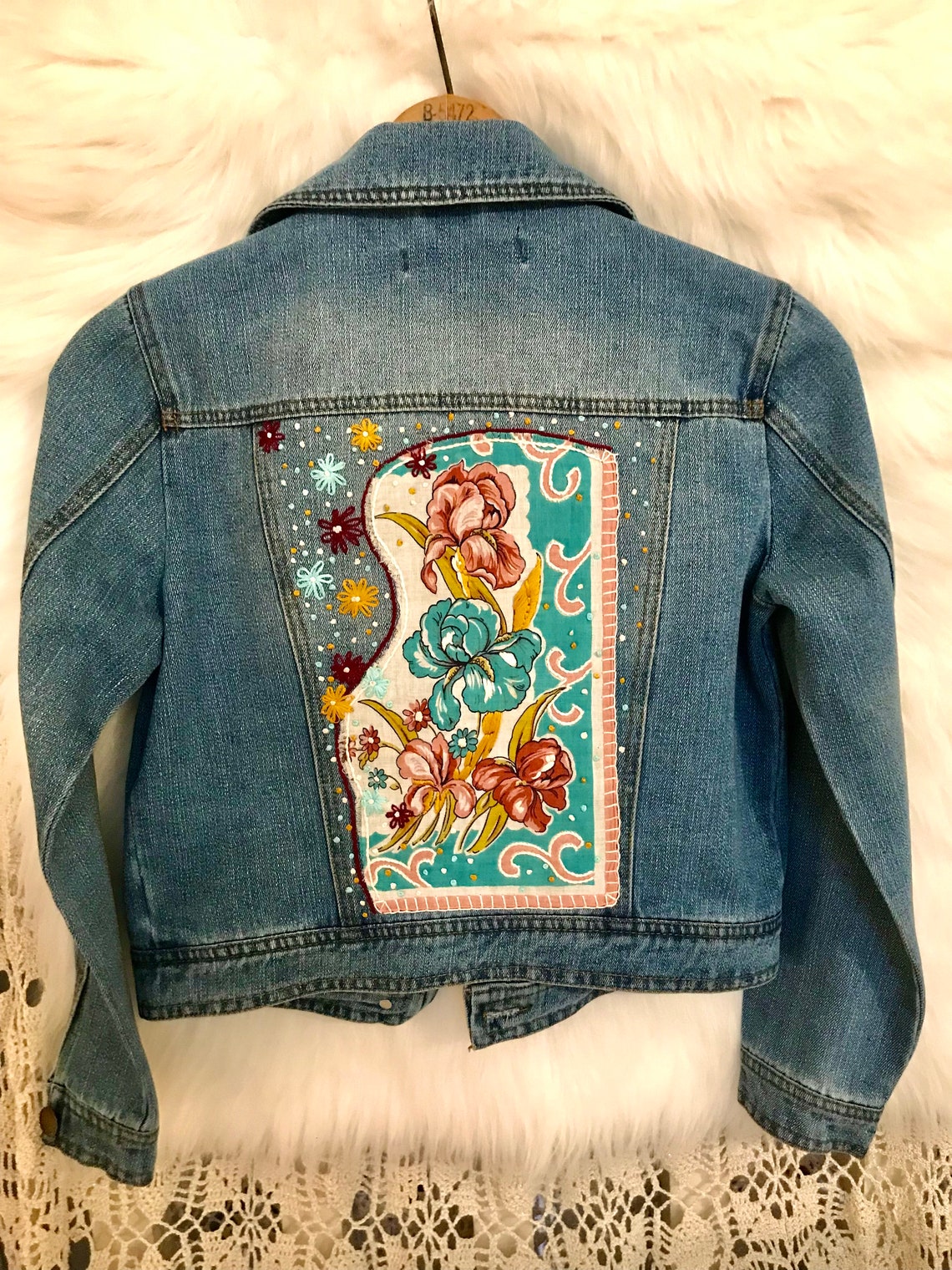 WOMEN EMBROIDERED DENIM CROP JACKET