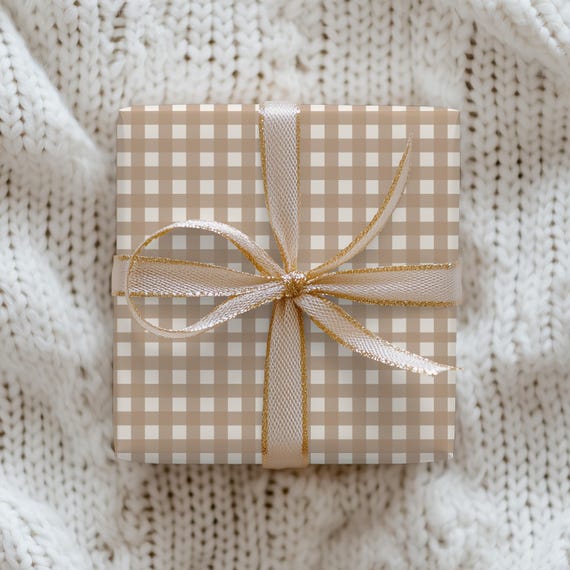 Natural Gingham Wrapping Paper: Rustic Chic Gift Wrap