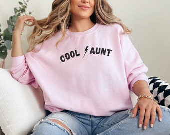 Trendy Auntie Sweatshirt For My Aunt, Aunty Sweater For Best Aunt Ever, Comfortable Crewneck Cool Aunt Reveal Shirt, Auntlife Announcement