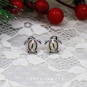 Roze opaal schildpadoorbellen • Schattige S925 sterlingzilveren studs voor meisjes • Op de oceaan geïnspireerde sieraden • Schattige schildpaddesignoorbellen