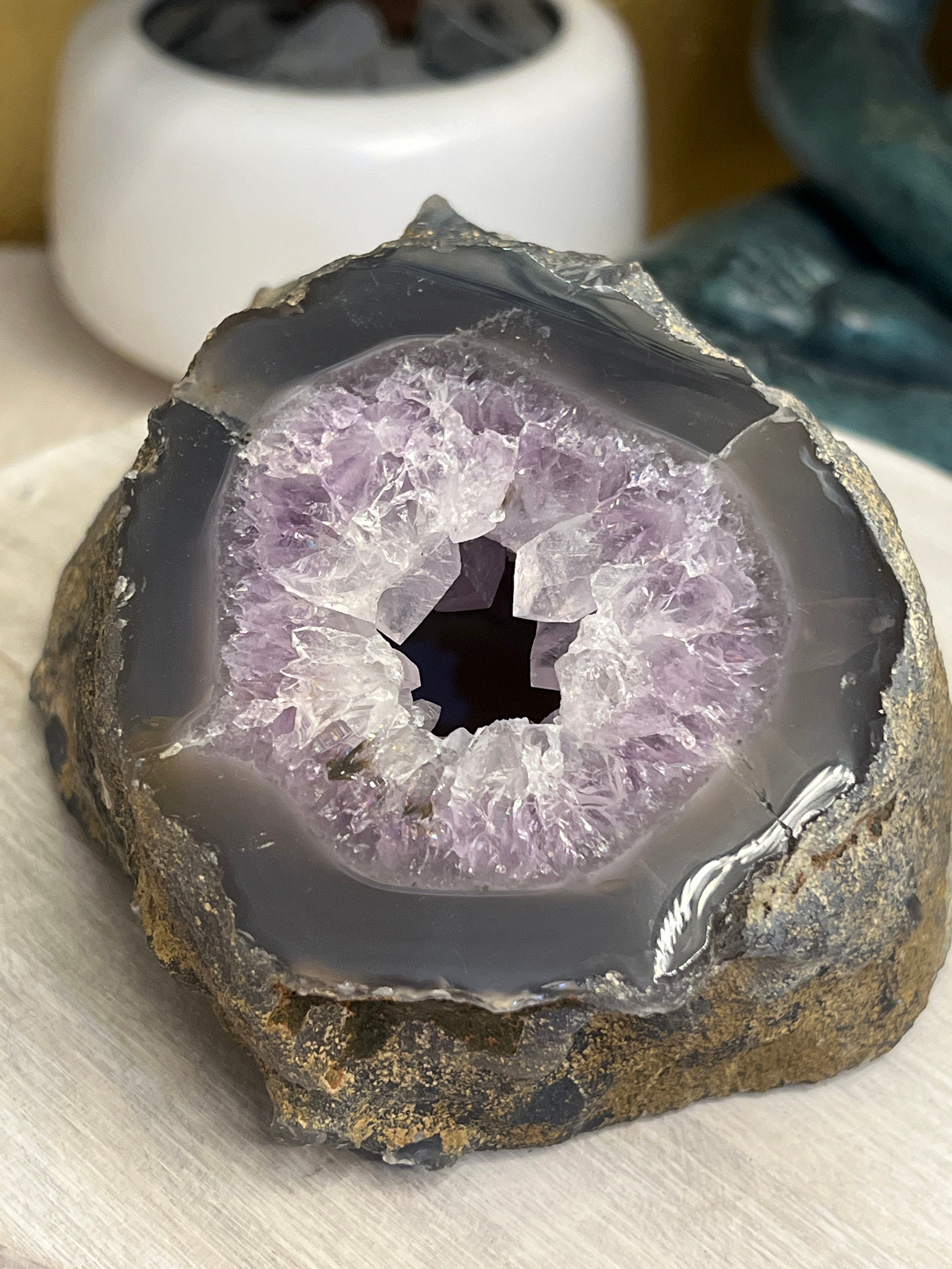 アメジストジオード：5ポンド、自立型、虹色のインクルージョン - Etsy