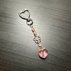 feeling peachy keychain