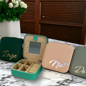 Personalized jewelry box with name, jewelry box PU leather, customizable jewelry box mirror, gifts for birthdays, JGA, travel