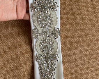 Cintura da sposa con applicazioni di strass di cristallo, ornamento per la vita fatto a mano