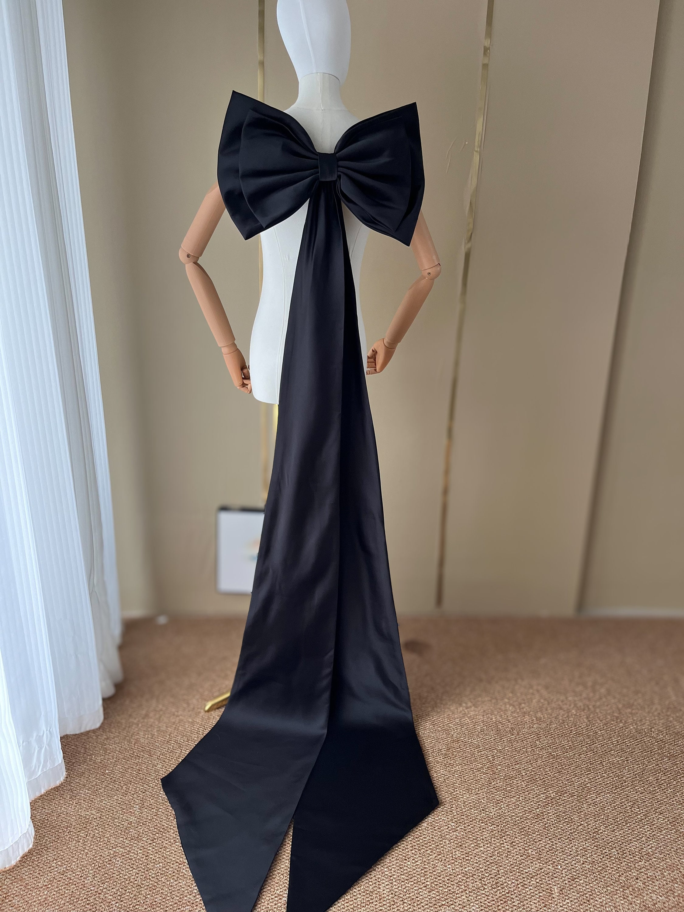 chinese dress ladies Miss Circle Women Eleanor Black and White Bow Satin Gown main image 1